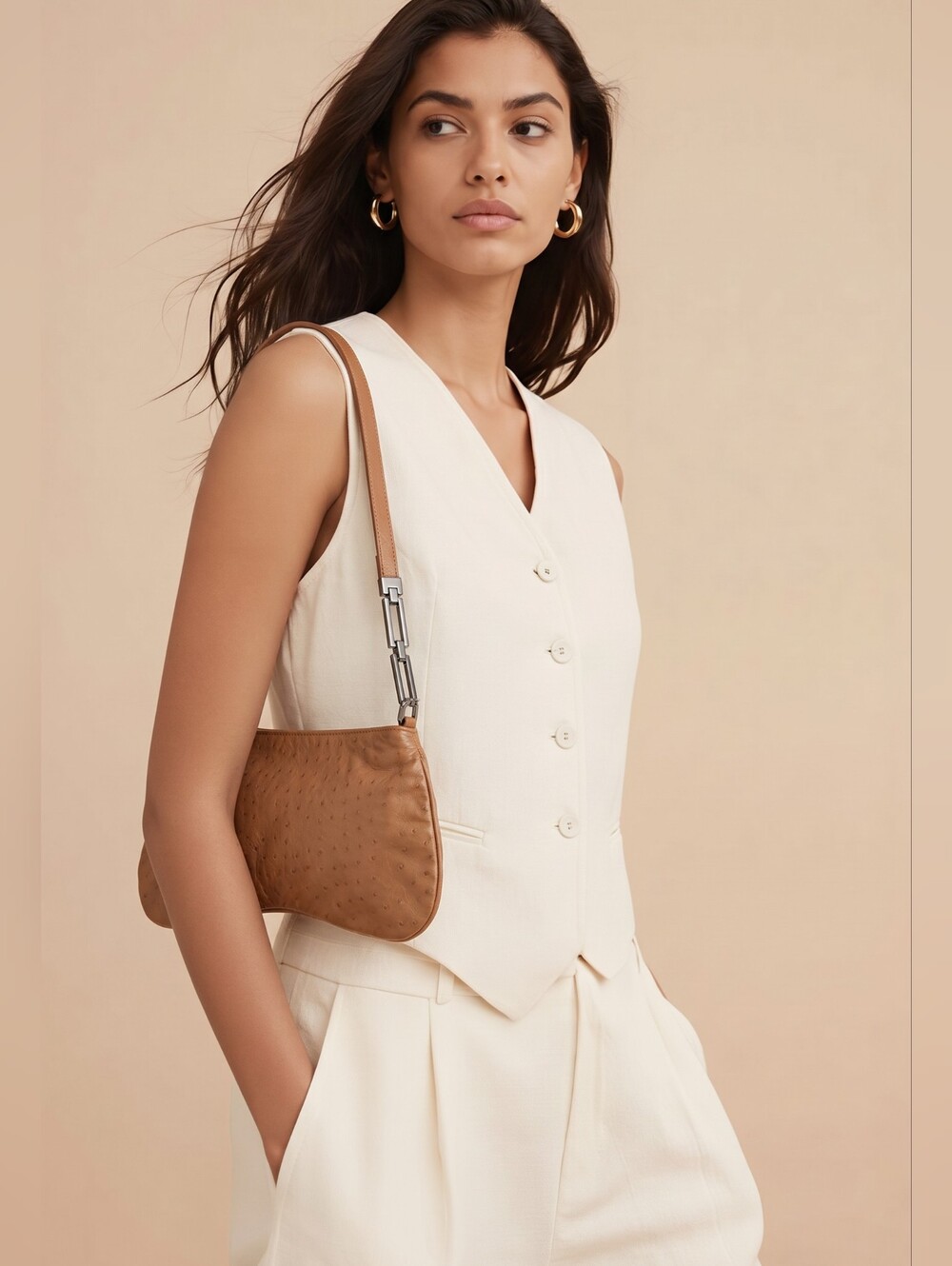 JEANNE LOTTIE Women’s Tan Leather Shoulder Bag - Picture 2 of 12